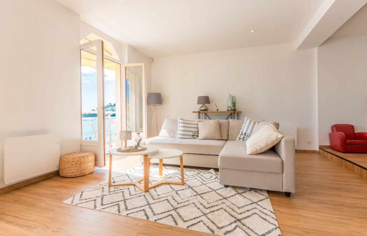 Les Pieds Dans L'Eau - Bel Appartement - Vue Mer Κανκάλ Εξωτερικό φωτογραφία